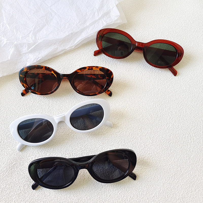 Kacamata Hitam Oval Kecil Vint - Designer Sunglasses ulasan dan harga