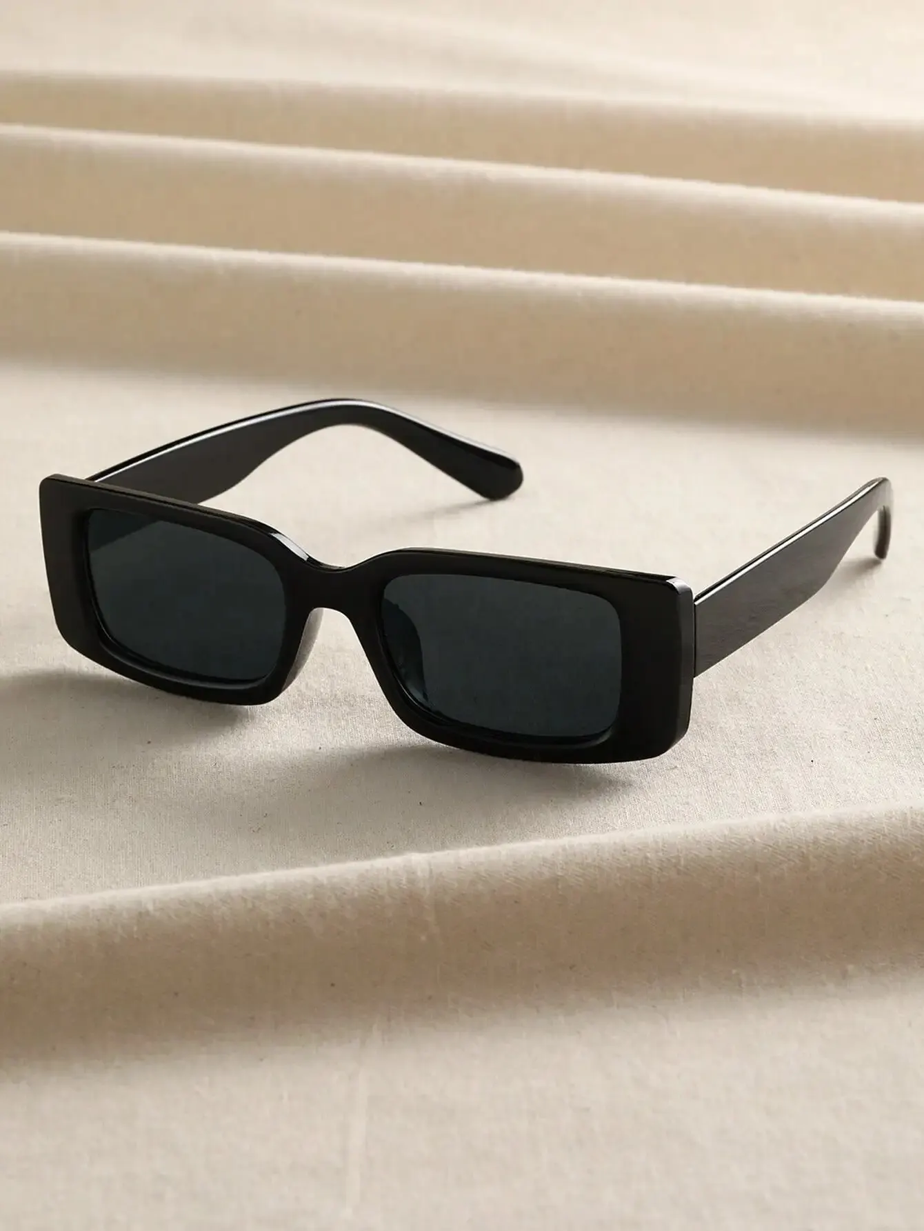 1 buah kacamata hitam persegi  - Sunglasses Uv400 ulasan dan harga