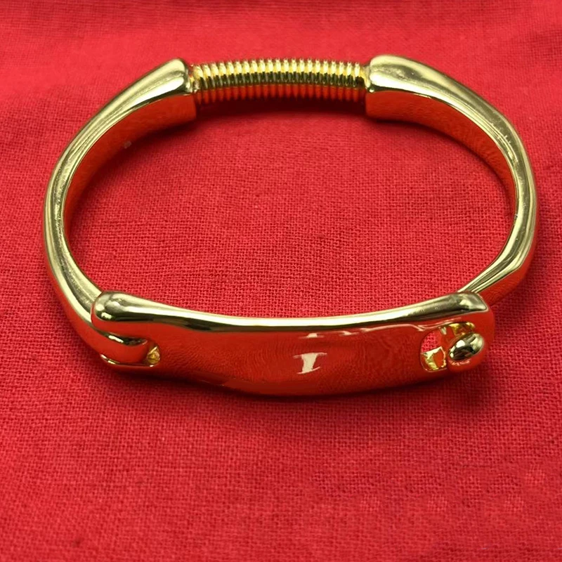 Seri gelang multi-elemen denga - Luxury Gift Set ulasan dan harga
