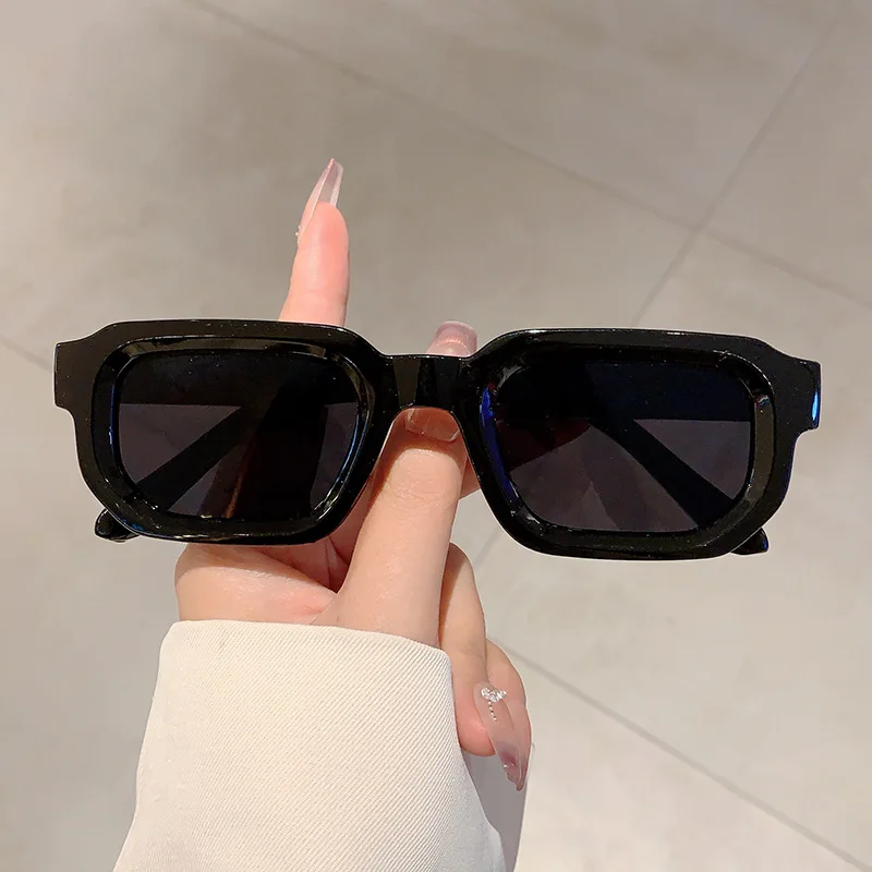 Kacamata Hitam Bingkai Persegi - Designer Sunglasses ulasan dan harga