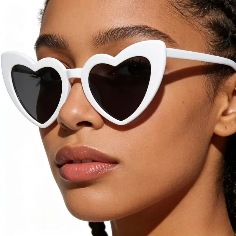 Kacamata Hitam Berbentuk Hati  - Sunglasses Uv400 ulasan dan harga